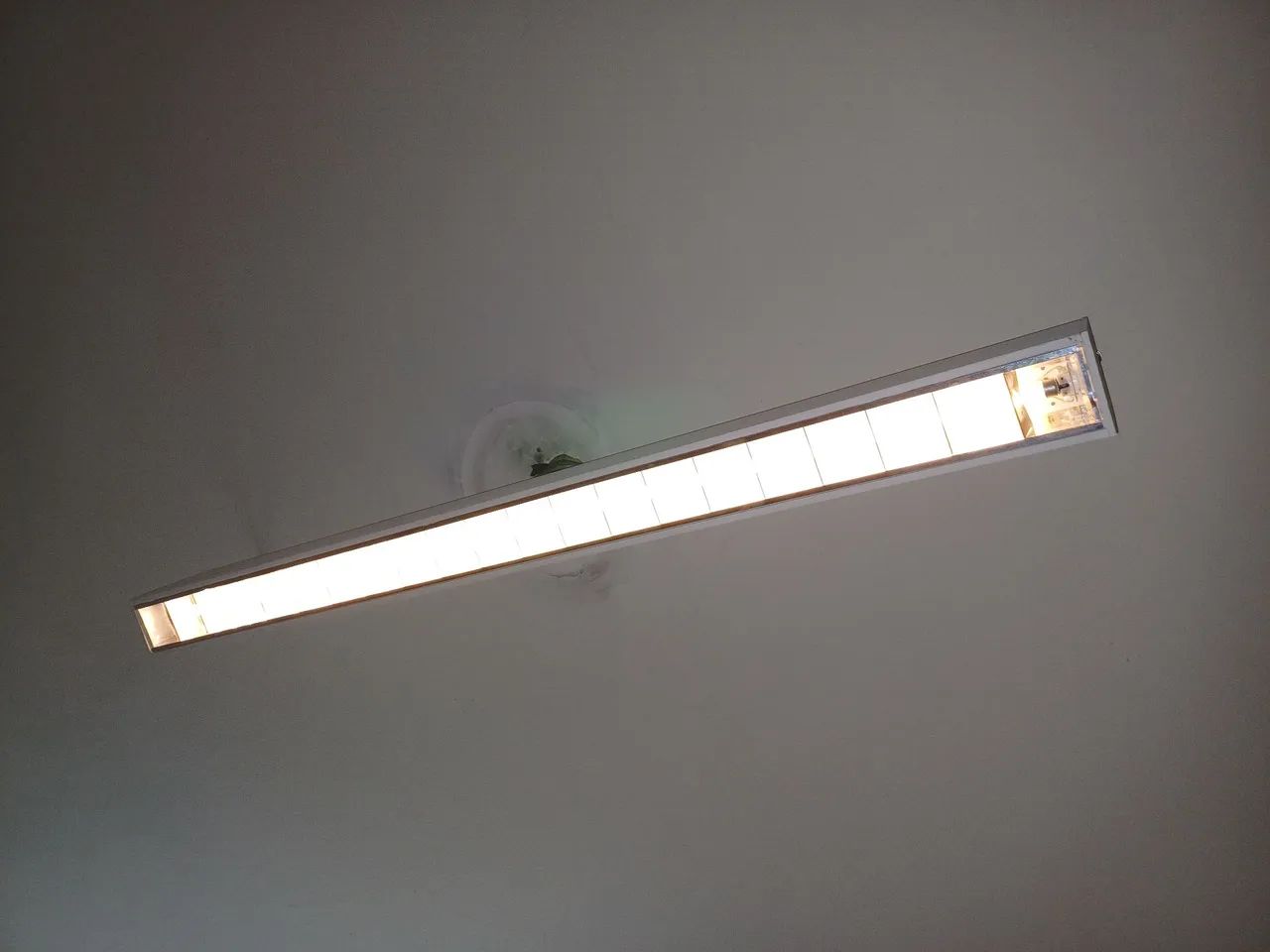 Luminária de Teto para 2 Lâmpadas - Foto 6