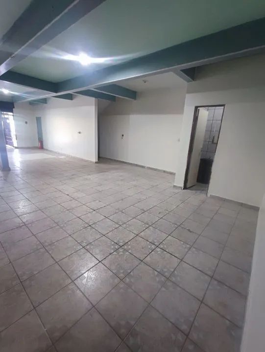 Vende-se ou aluga Galpão com Aptos ( Prédio) - Foto 5
