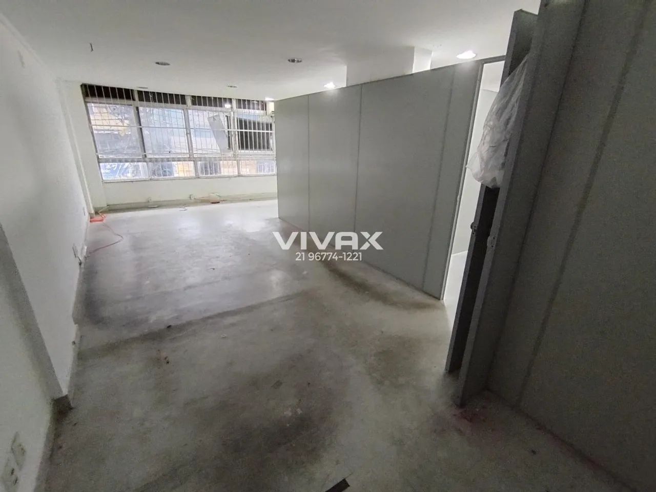 Méier - Rua Constança Barbosa - Sala Comercial Frente Rua Banheiro - 60 m² IPTU - Desocupa - Foto 3