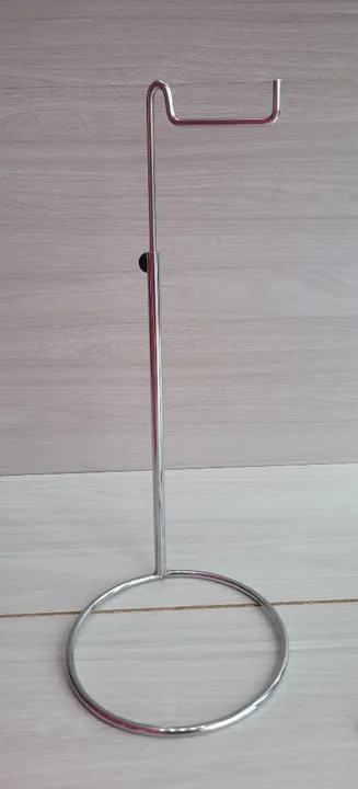 Suporte Expositor Cromado para Roupas