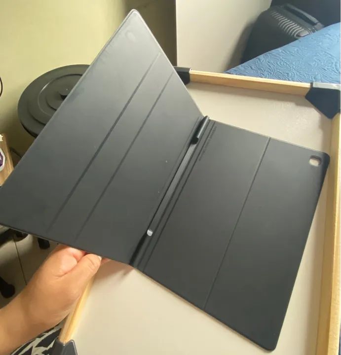Capa de Couro para Tablet- Vendo duas Capas de Tablet, em ótimo estado!  - Foto 4