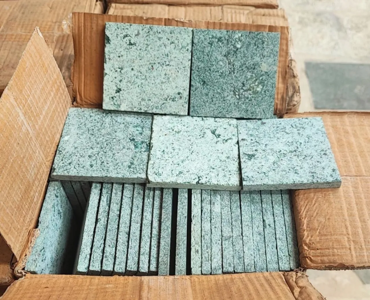 Pedra Hajau lisa Piscina 10x10 Cm Premium