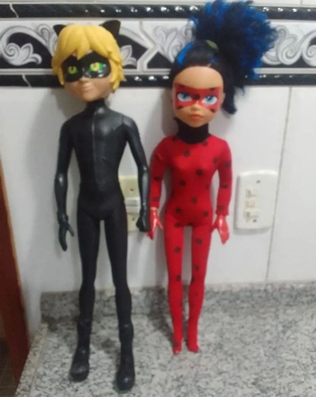 Bonecos Miraculous - 55 cm.