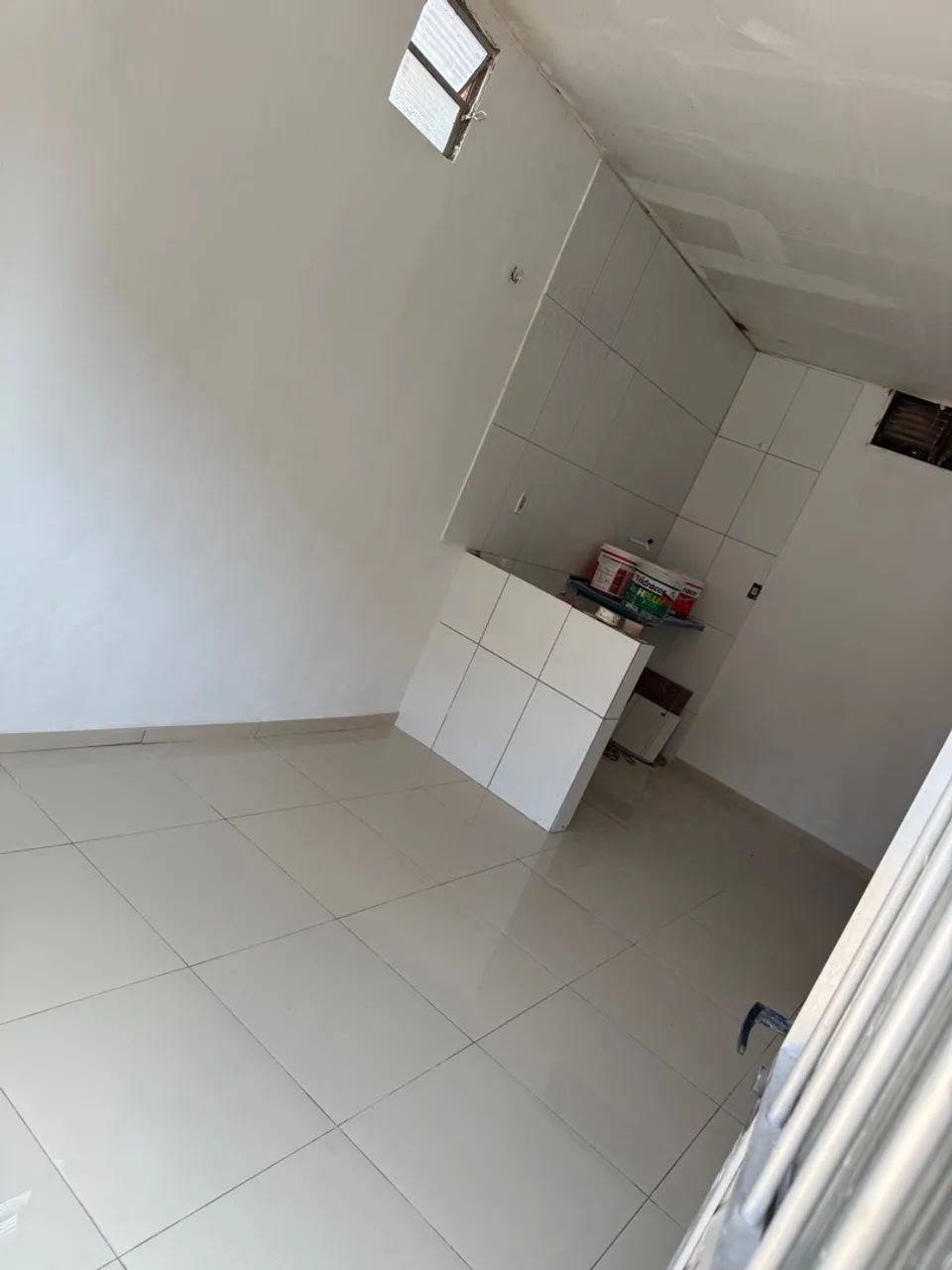 VENDO OU TROCO PRÉDIO COM 4 KITNETS E PONTO COMERCIAL - Foto 5