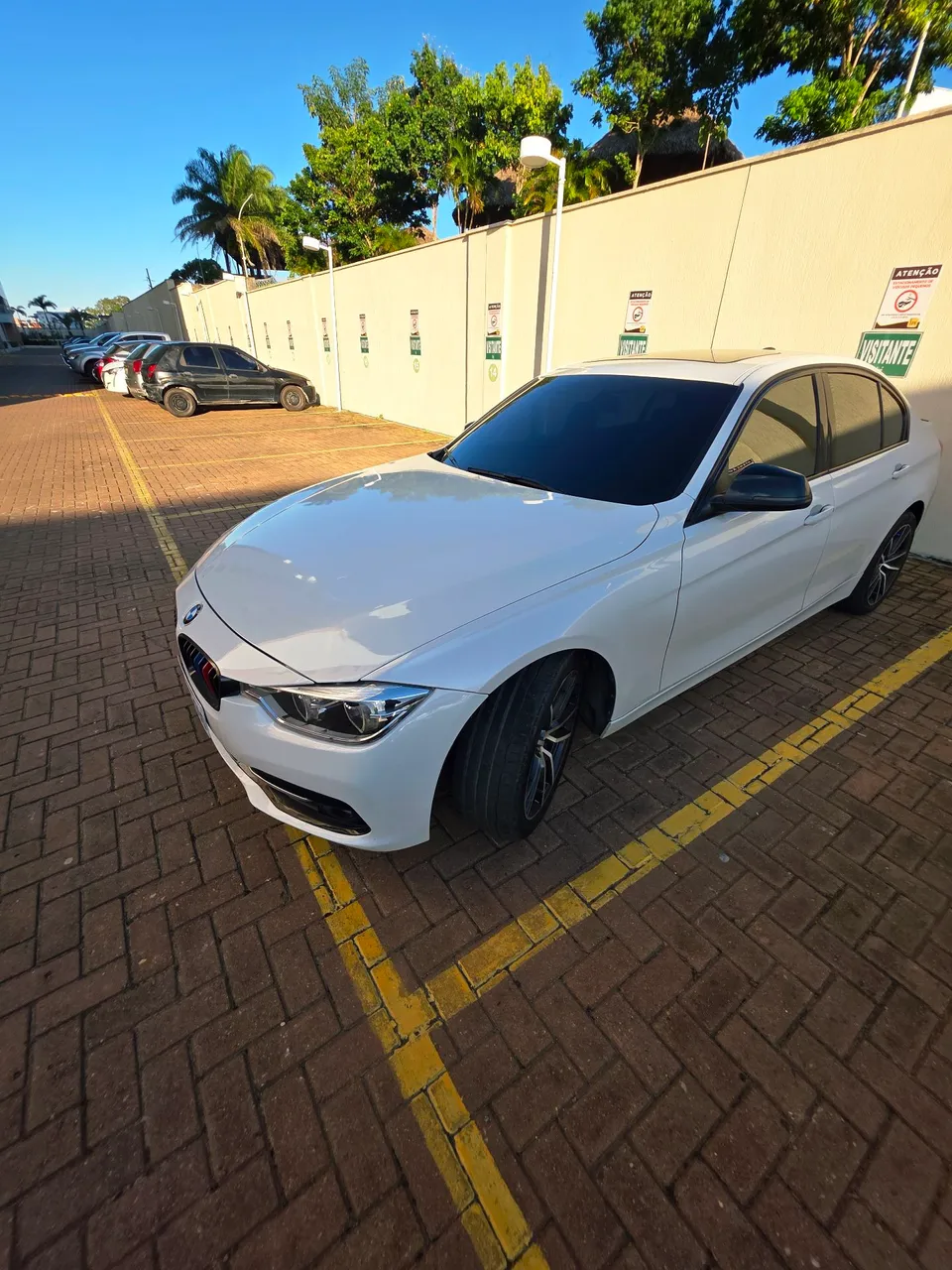 Bmw 320i serie especial c/ Teto