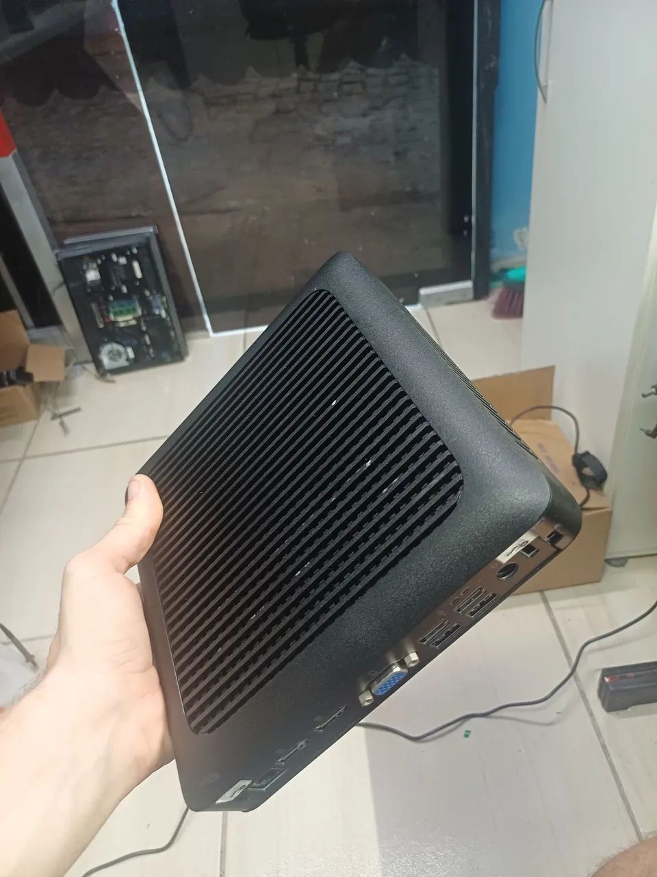 PC MINI HP .AMD  4GB/128GB SSD/WI-FI  - Foto 3