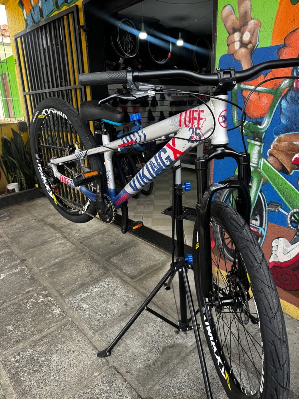 Viking x 26 TUFF25 REDBULL