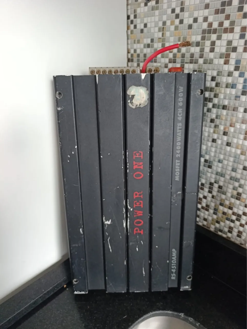 Amplificador Power One 2400 Watts 4 Canais