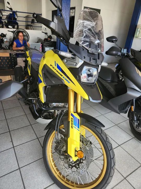 V STROM 1050 XT com bonus 5.300 - Foto 2