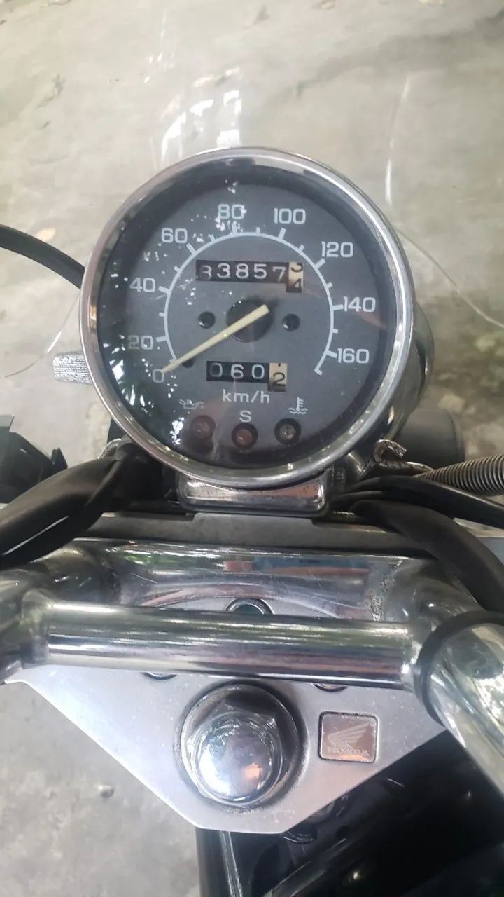 Moto Honda Shadow 600 cc  - Foto 4