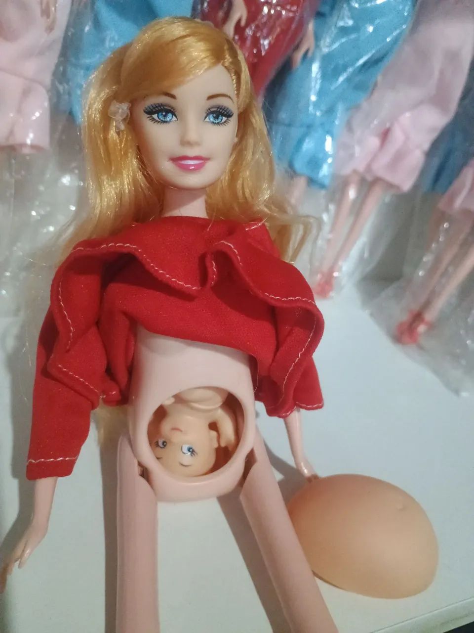 Bonecas grávidas com bebe na barriga leia a descrição  - Foto 3