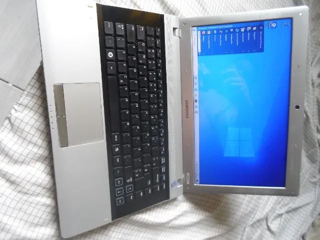 notebook   samsung      intel  i5 6 giga ram   rs  701.00