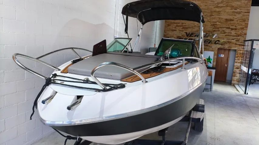 LANCHA VENTURA V215 CABIN COMFORT - Foto 4