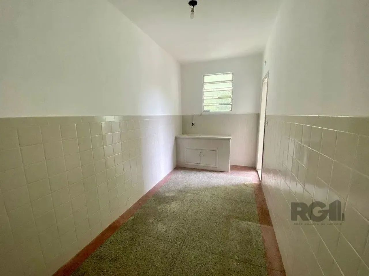 Apartamento 3 dormitórios com living 2 ambiente, cozinha separada e dependência completa,  - Foto 5