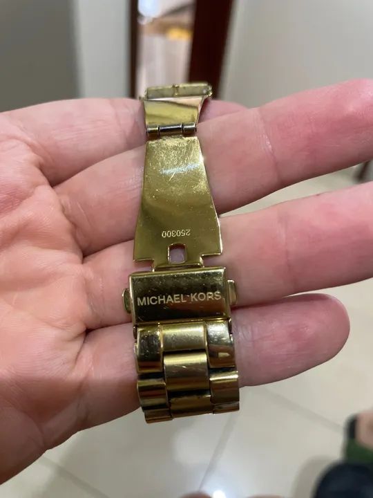 Relógio Michael Kors Dourado ORIGINAL  - Foto 2