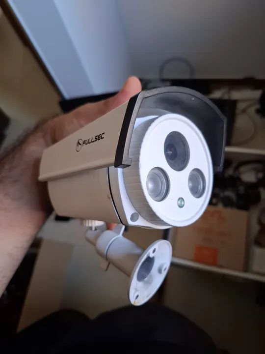 Camera de segurança nova visao noturna externa 60metros Fullsec