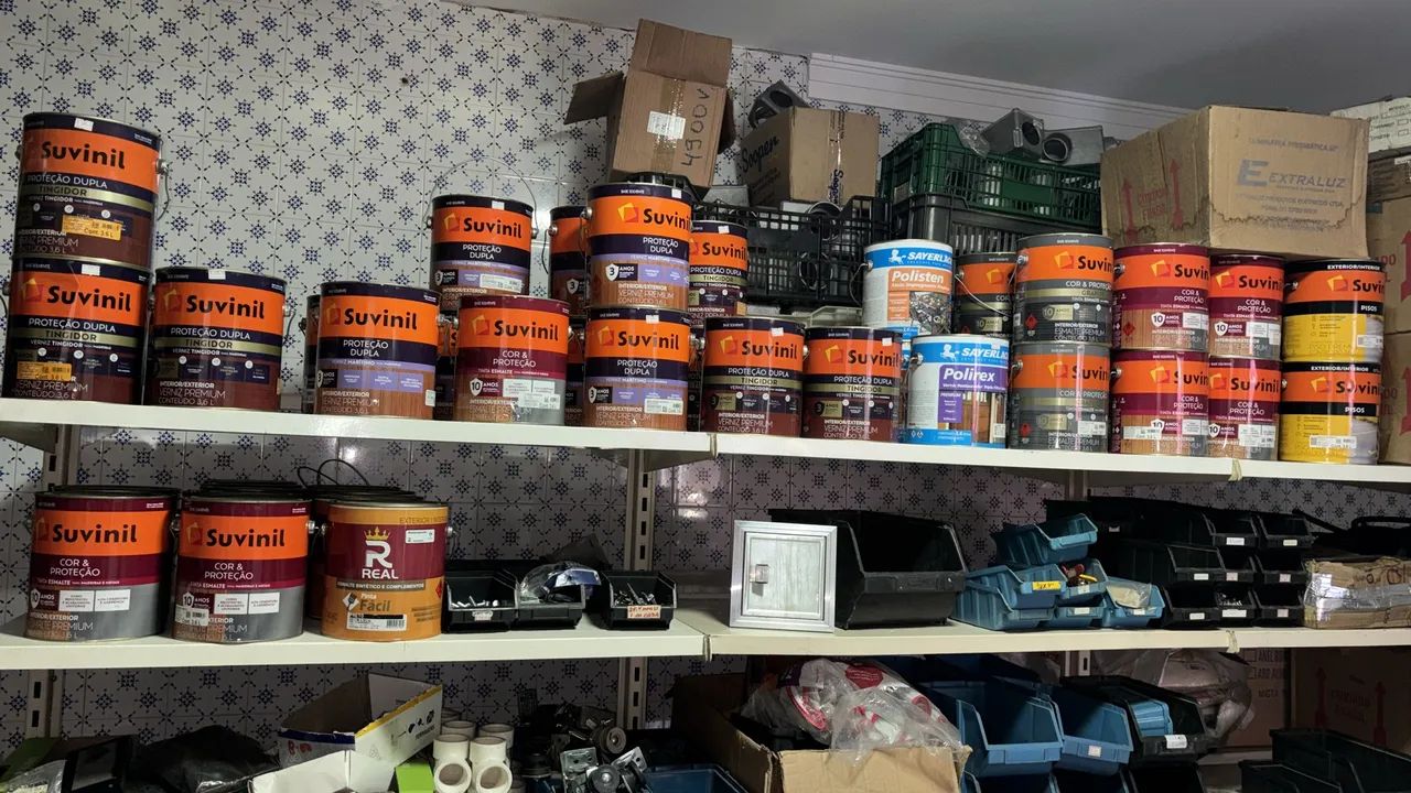 Vendo tudo fechamento de loja de materiais de construção 