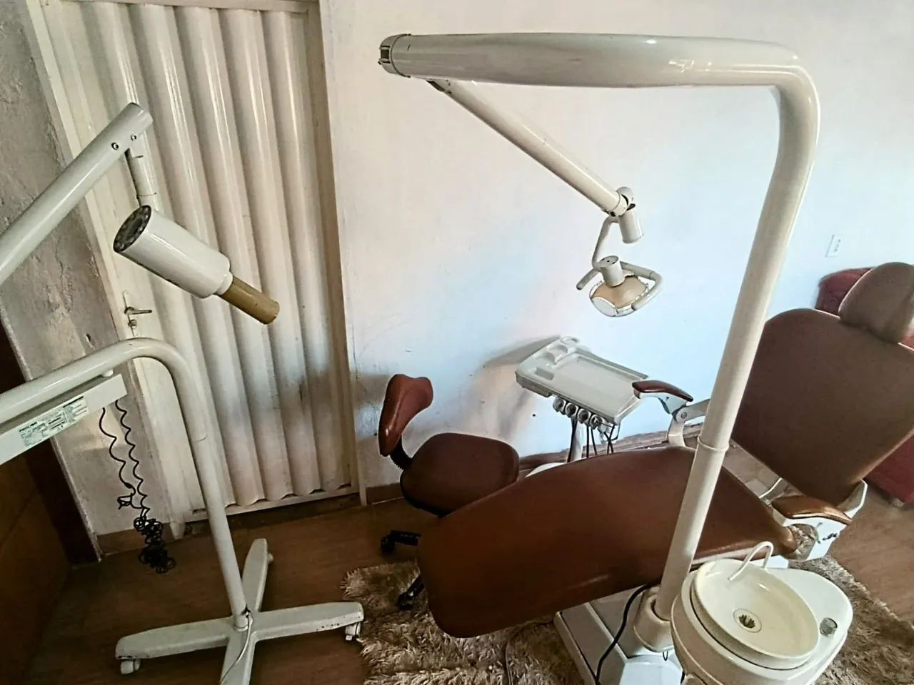 Consultório odontogico desmontado.  - Foto 4