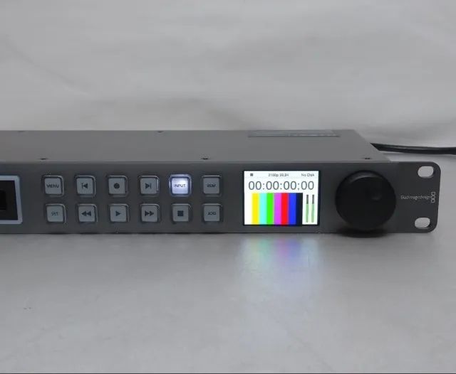 Placa Captura e Reprodução Blackmagic Design HyperDeck Studio 12G - Foto 2