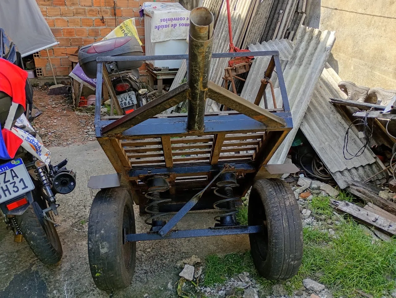 Carretinha artesanal para transporte