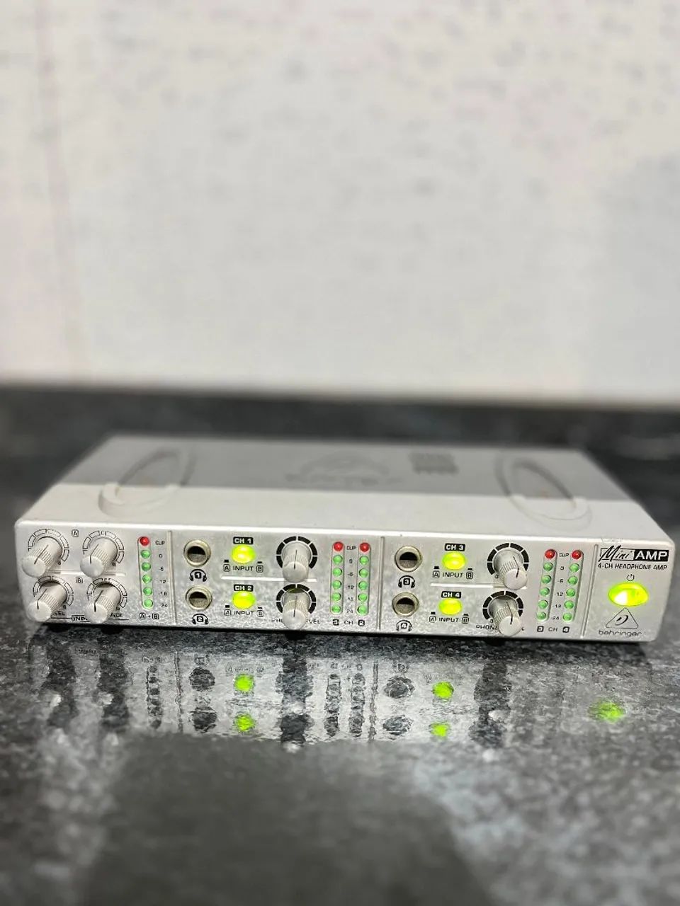 Powerplay Behringer MiniAmp 4-Ch - Foto 2