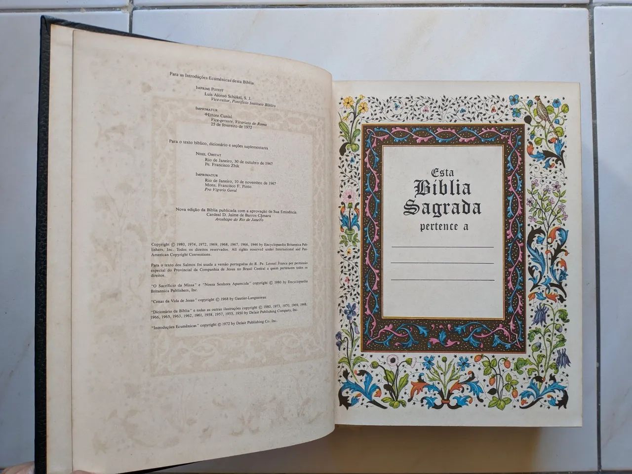 Bíblia Sagrada Grande Católica - Edição Ecumênica - Mirador - Foto 4