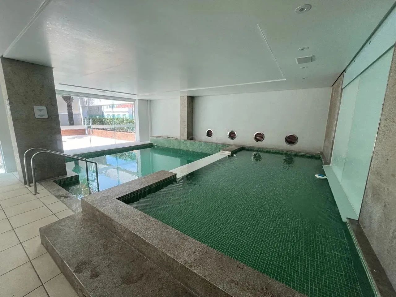 Apartamento 02 suites a venda no centro. Contominio Miramar