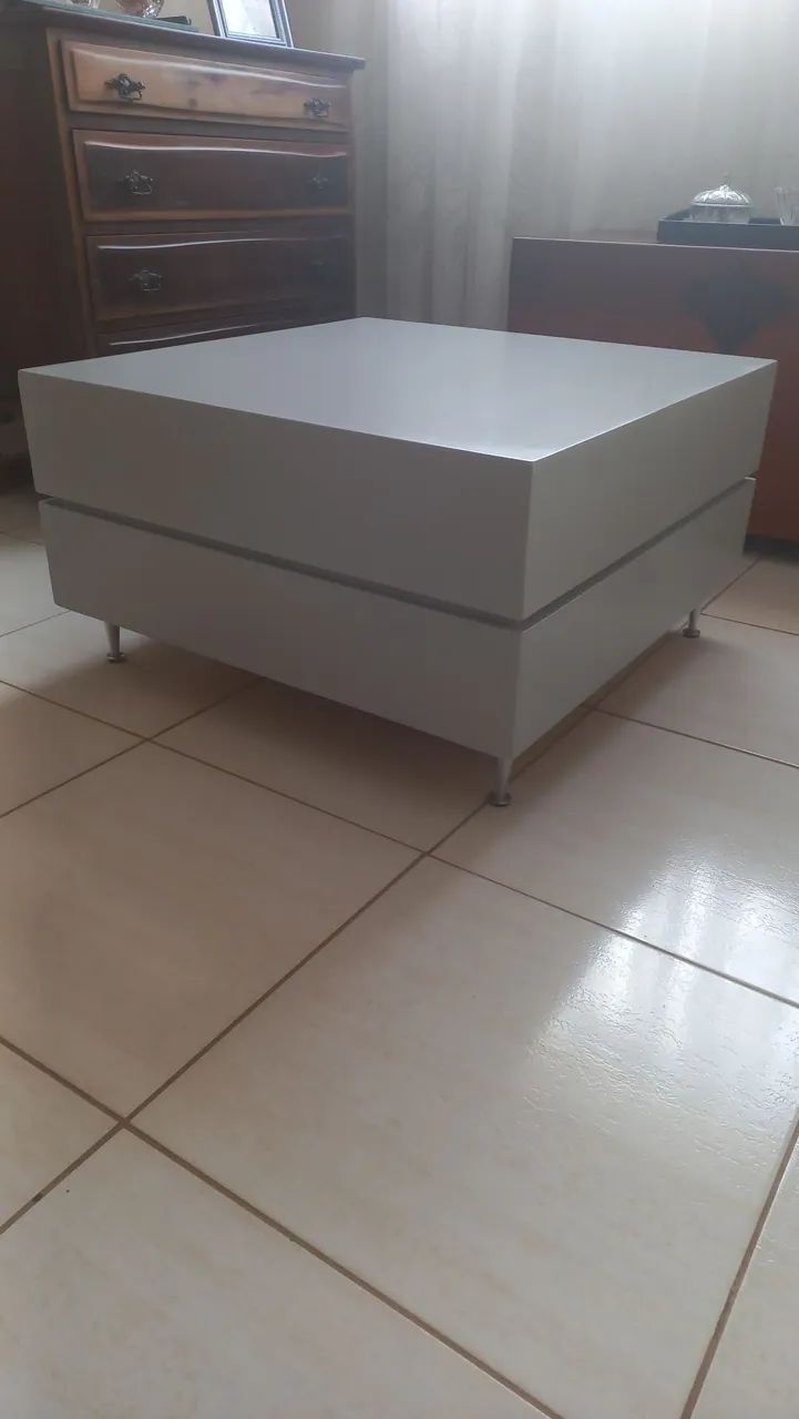 Coffee Table – Modern and Elegant64739708433921121