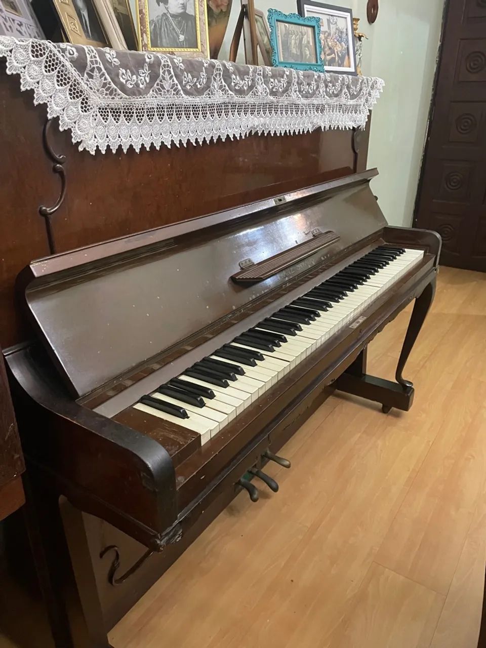 Piano antigo