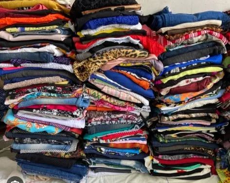 Frete Grátis-Último Kit com  20 peças bermudas e shorts Femininos - Foto 2
