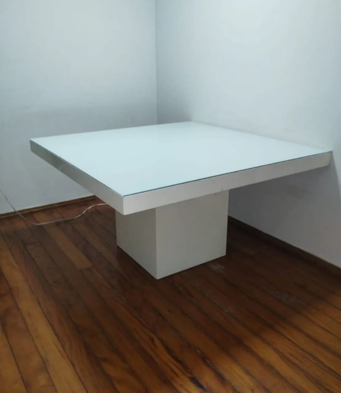 Vendo mesa Laça branca