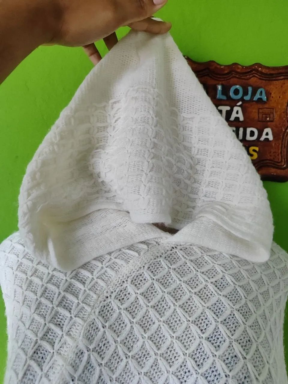 Poncho de Tricô Branco com Capuz - Foto 5