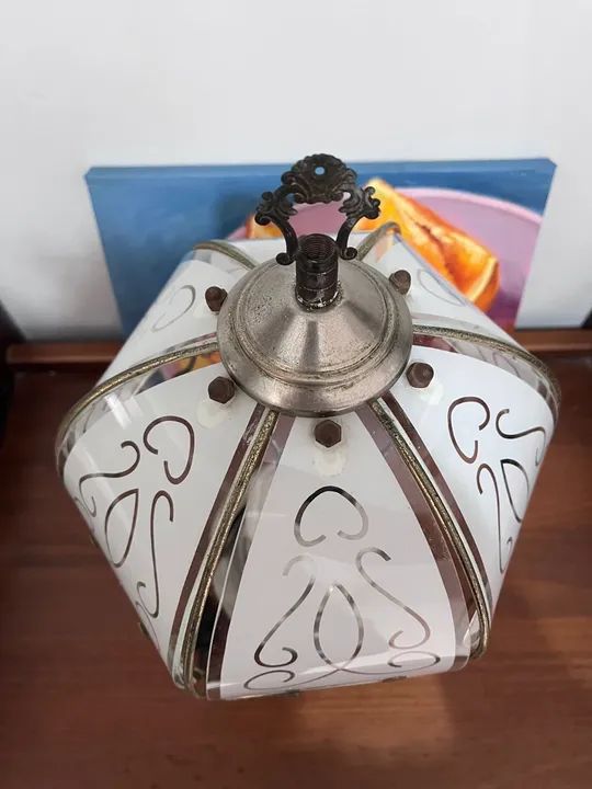 Abajur antigo de porcelana e vidro. - Foto 4