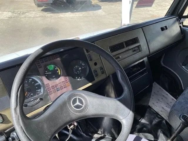 Mercedes-Benz 710 2011 Bau - Foto 6