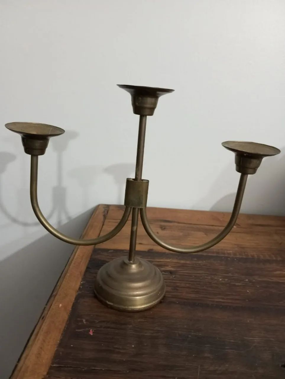 Candelabro antigo 3 velas em metal bronze