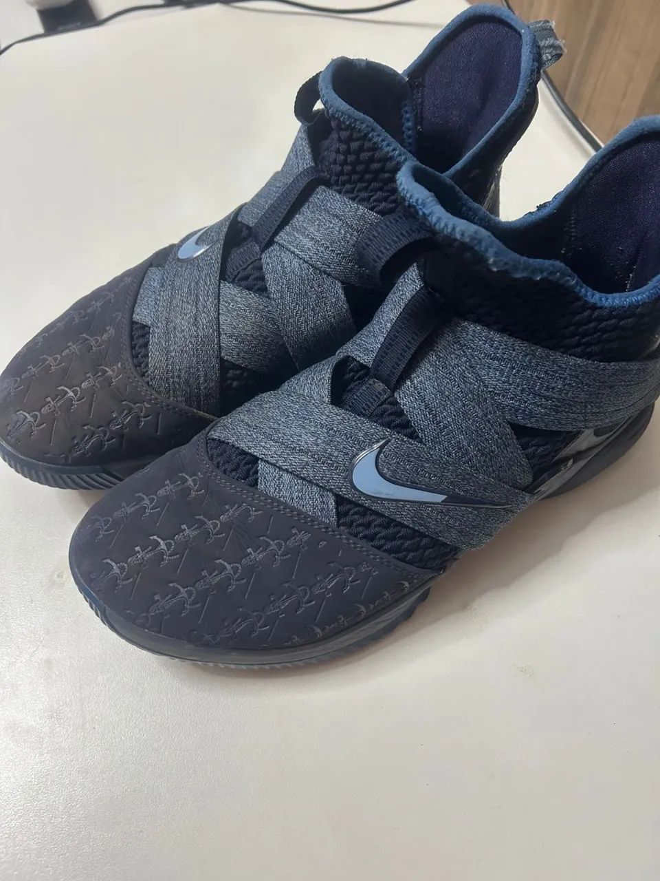 Lebron Soldier 12