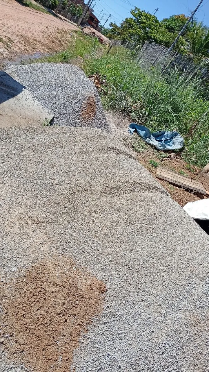 Areia e Pedras para Construção
