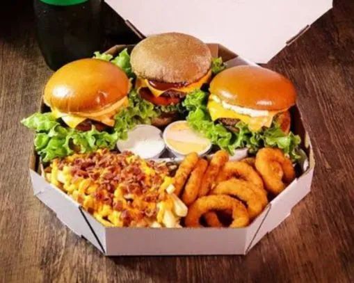 Combo de Hambúrguer e Batata Frita