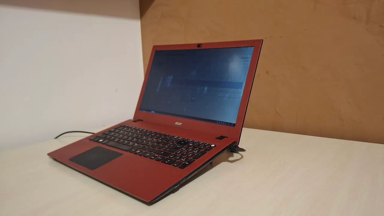 Acer Aspire E5-573 i3 - Foto 2