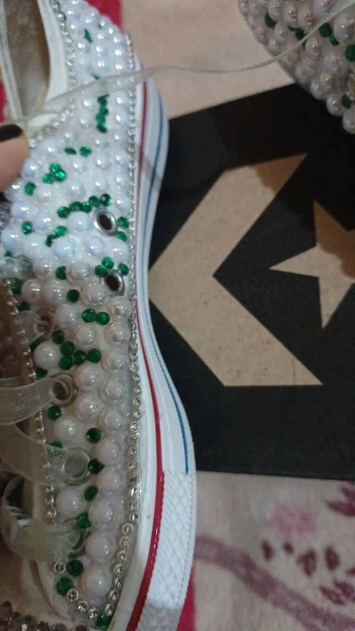 Stylish Sneakers64840774097409123