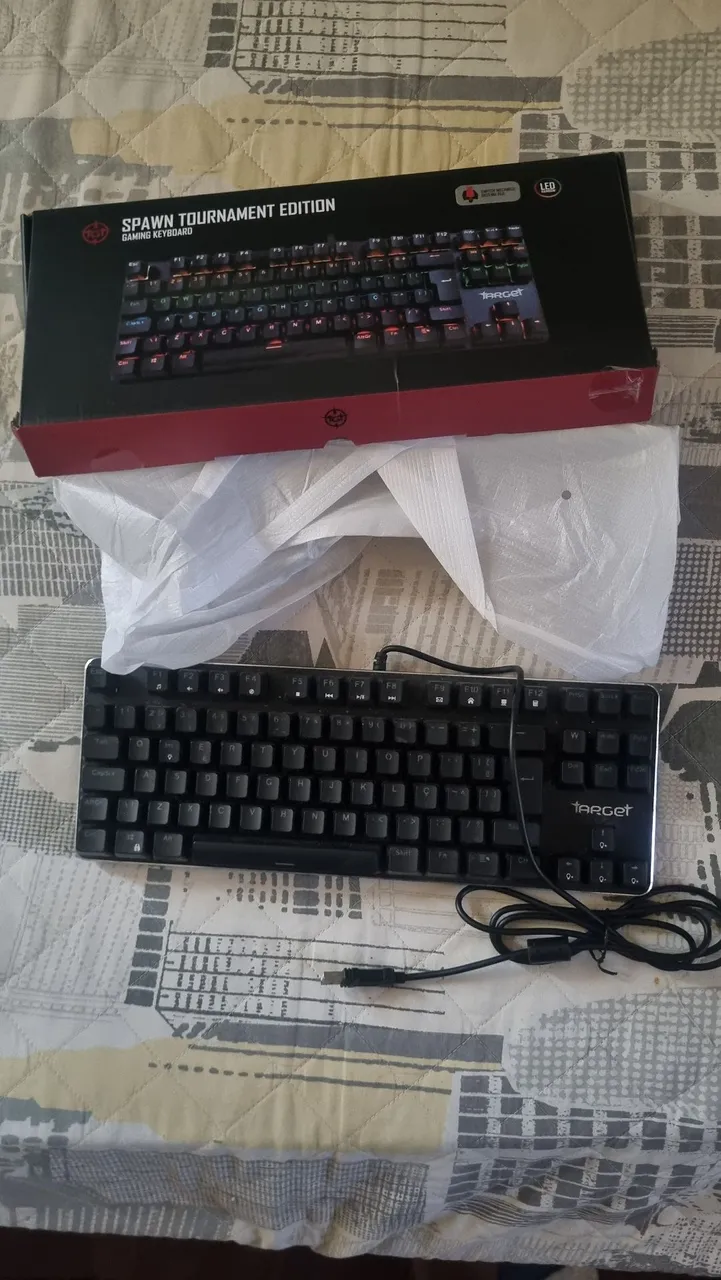 Teclado Mecânico Target Switch RED