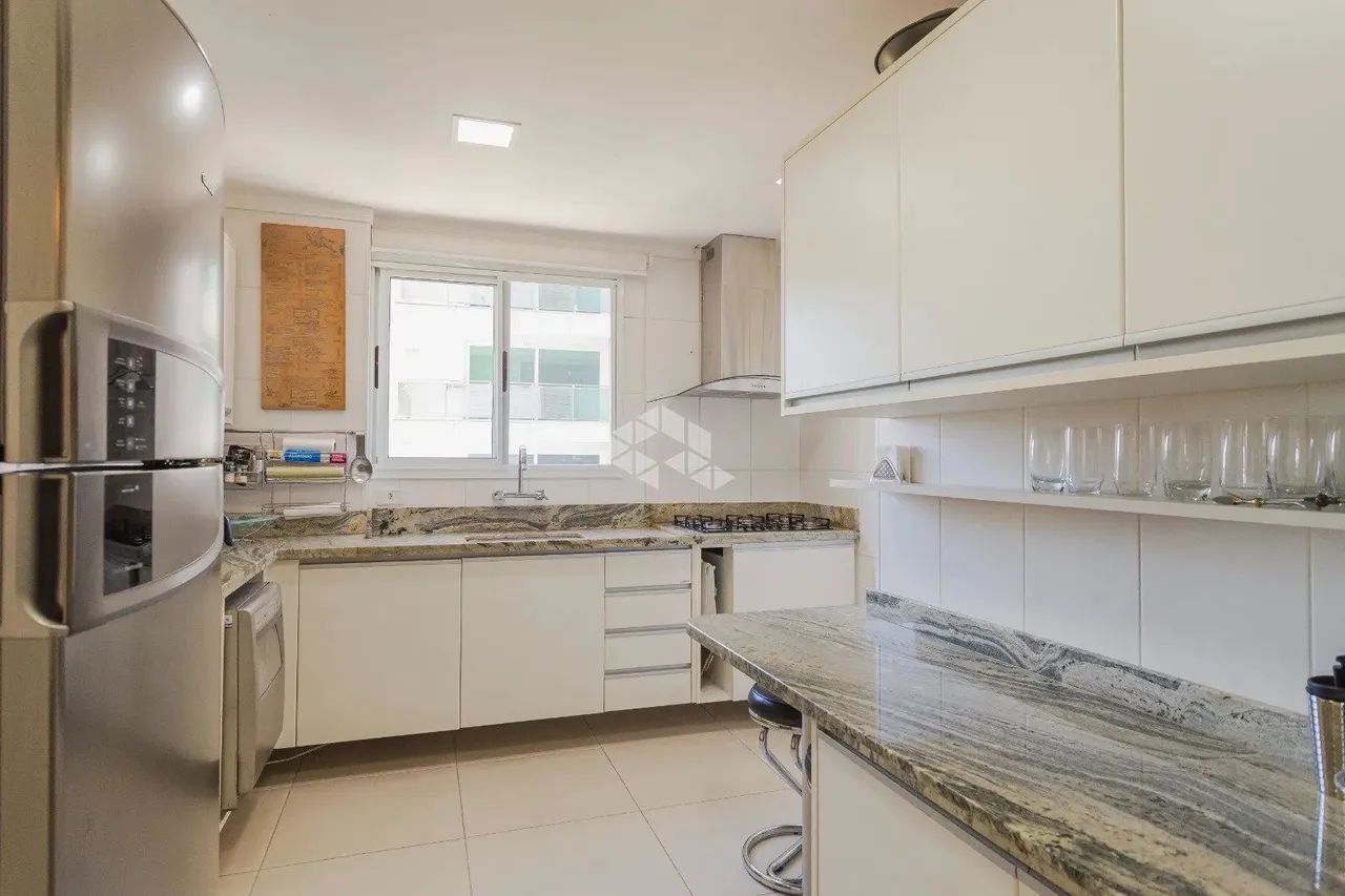 Apartamento para comprar no Três Figueiras com 3 suítes - Foto 13