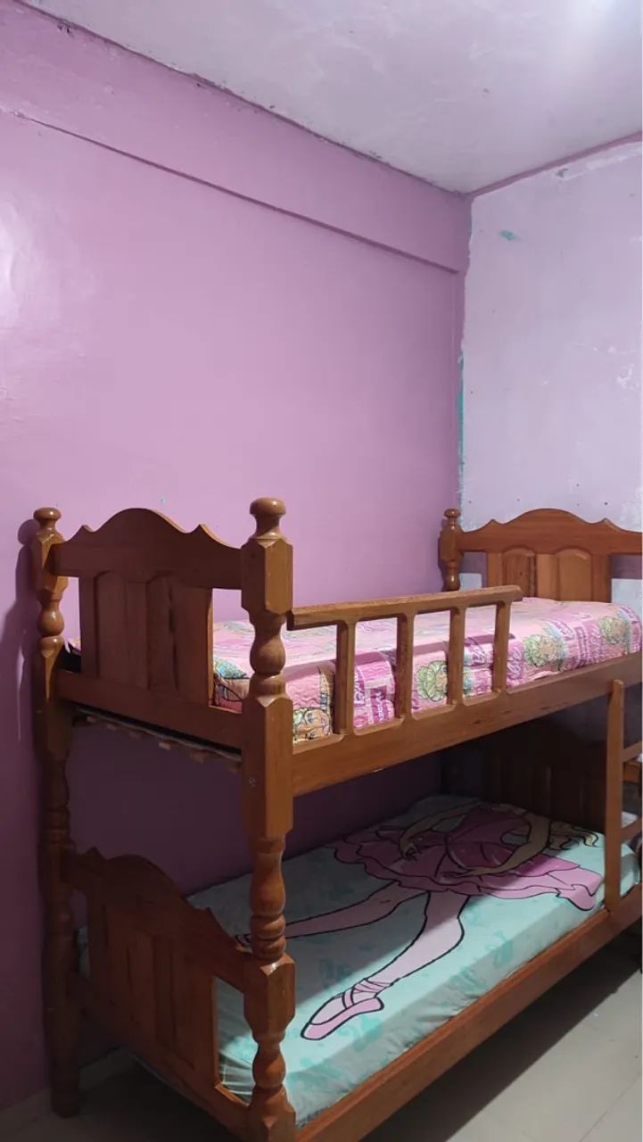 Cômoda de madeira com 6 gavetas - Foto 2