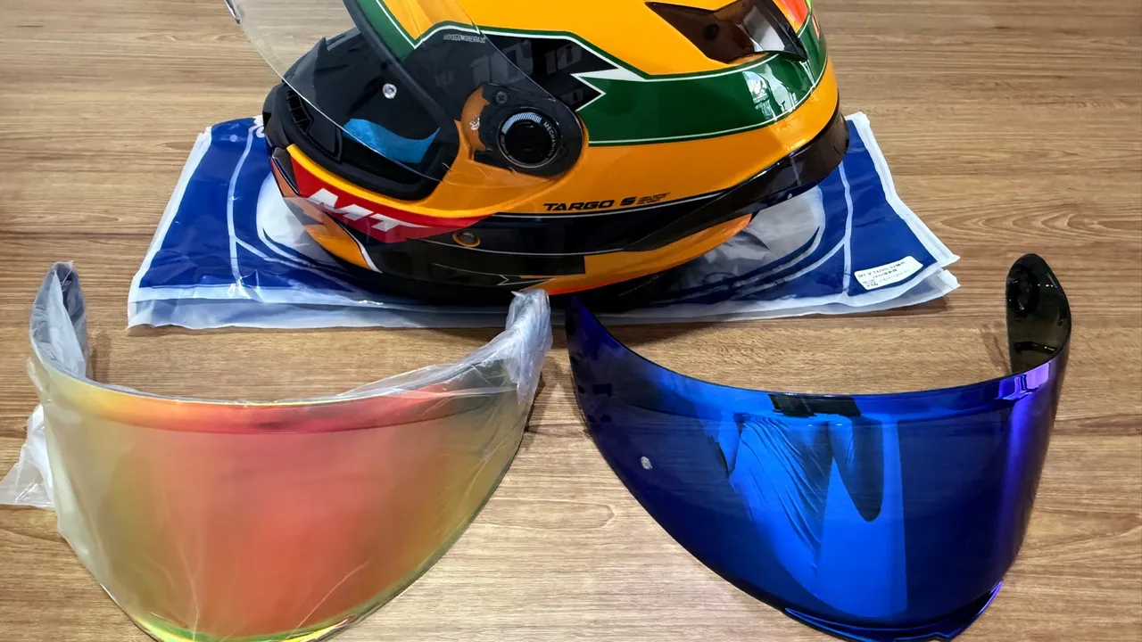 Viseiras para Capacete MT - Cores azul e dourado