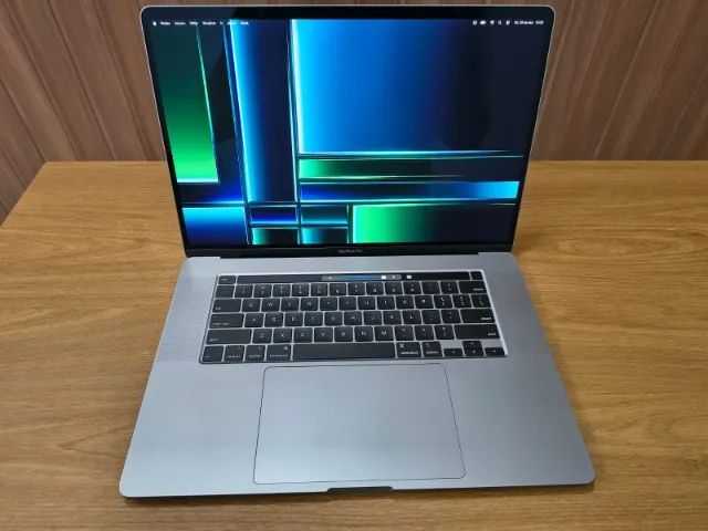 MACBOOK PRO CORE i9, 64 GB, 512, 16 POLEGADAS, TOUCH BAR, TOUCH ID
