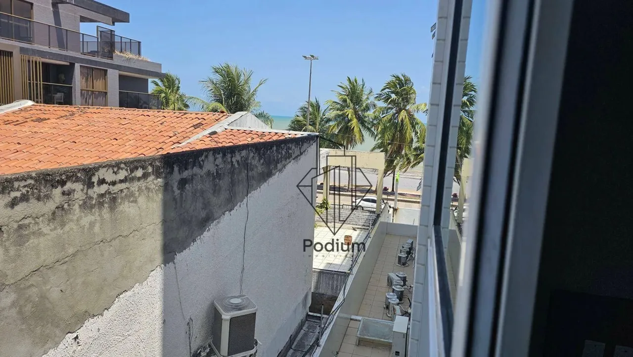 Flats Studio mobiliado à beira mar com vista lateral para o mar da praia de Cabo Branco -