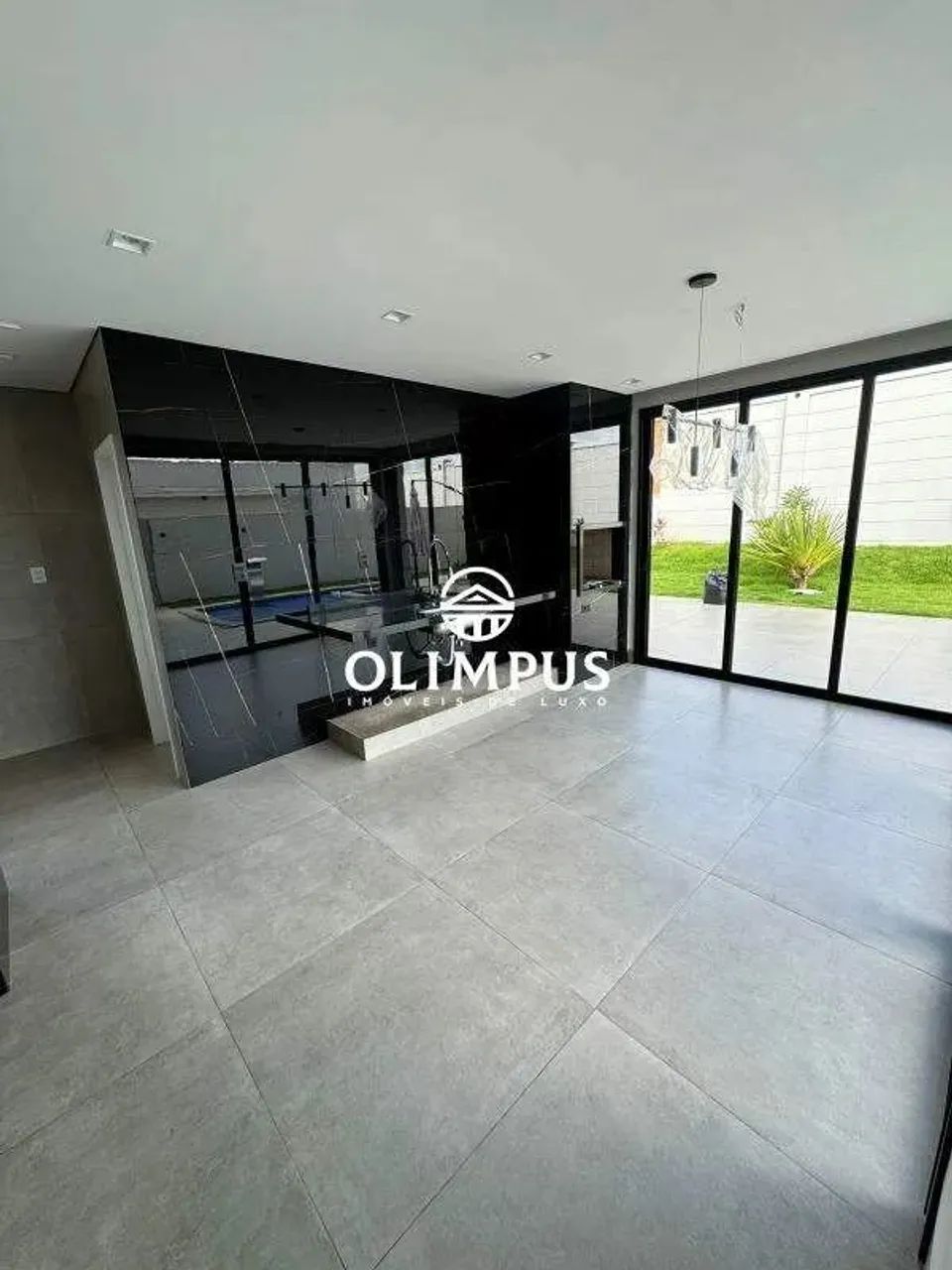 Casa Sobrado com Acabamento Impecável e Sustentabilidade no Condomínio Alphaville - Foto 4