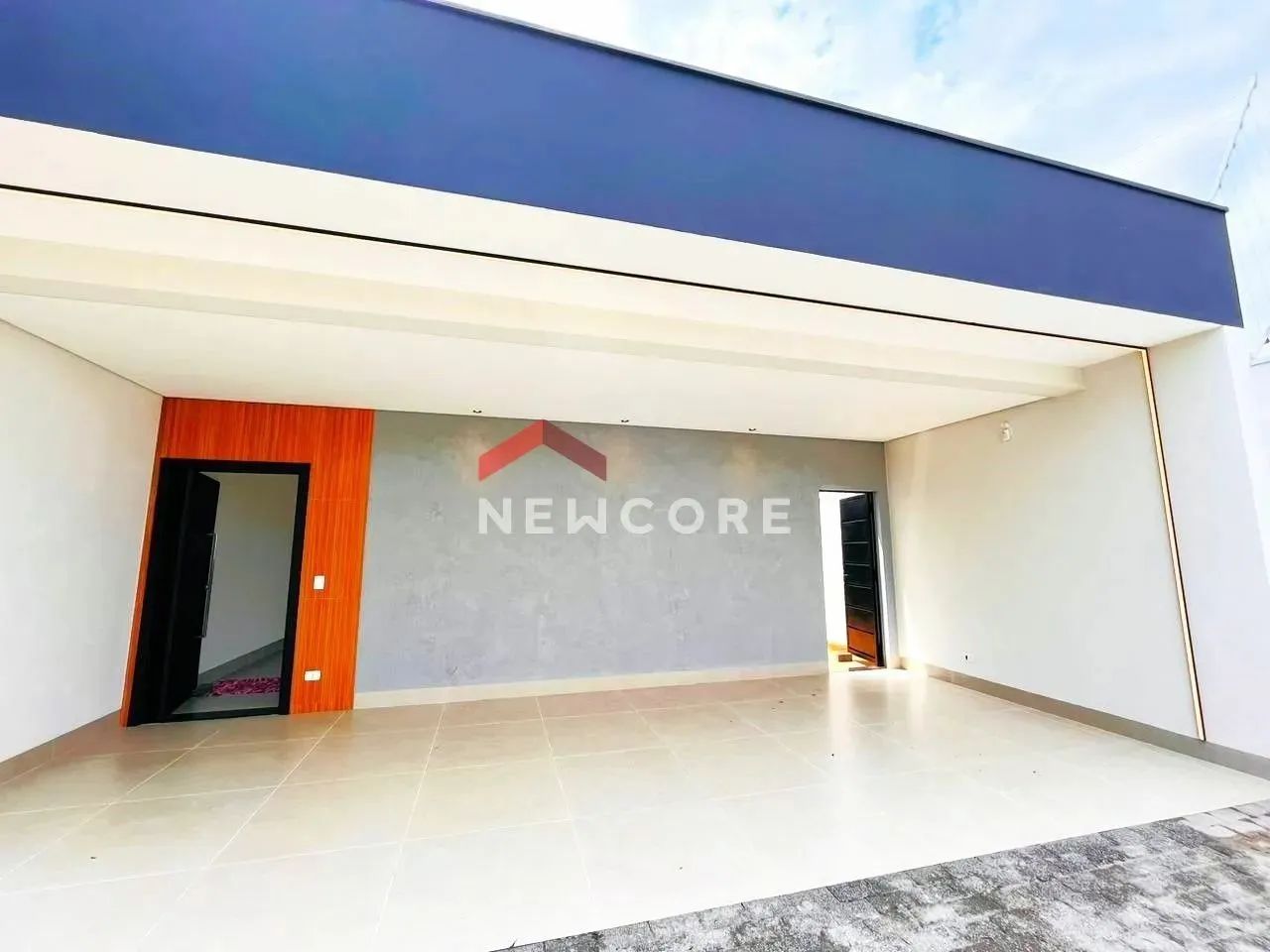 Casa em Rua Pioneiro Francisco Alcalde - Jardim Higienópolis - Maringá/PR - Foto 3