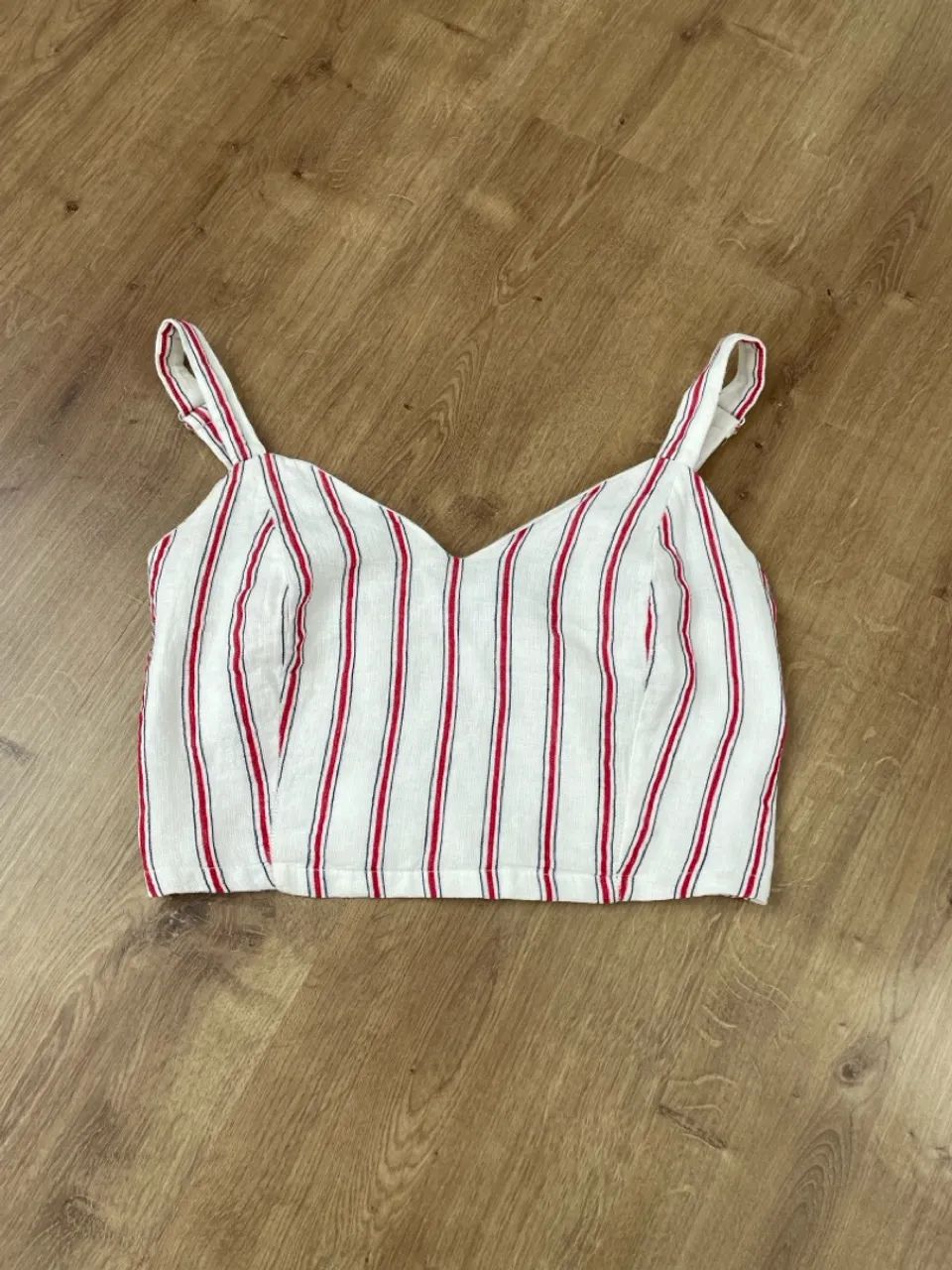 Top listrado vermelho e branco tam P Forever 21 - Foto 3