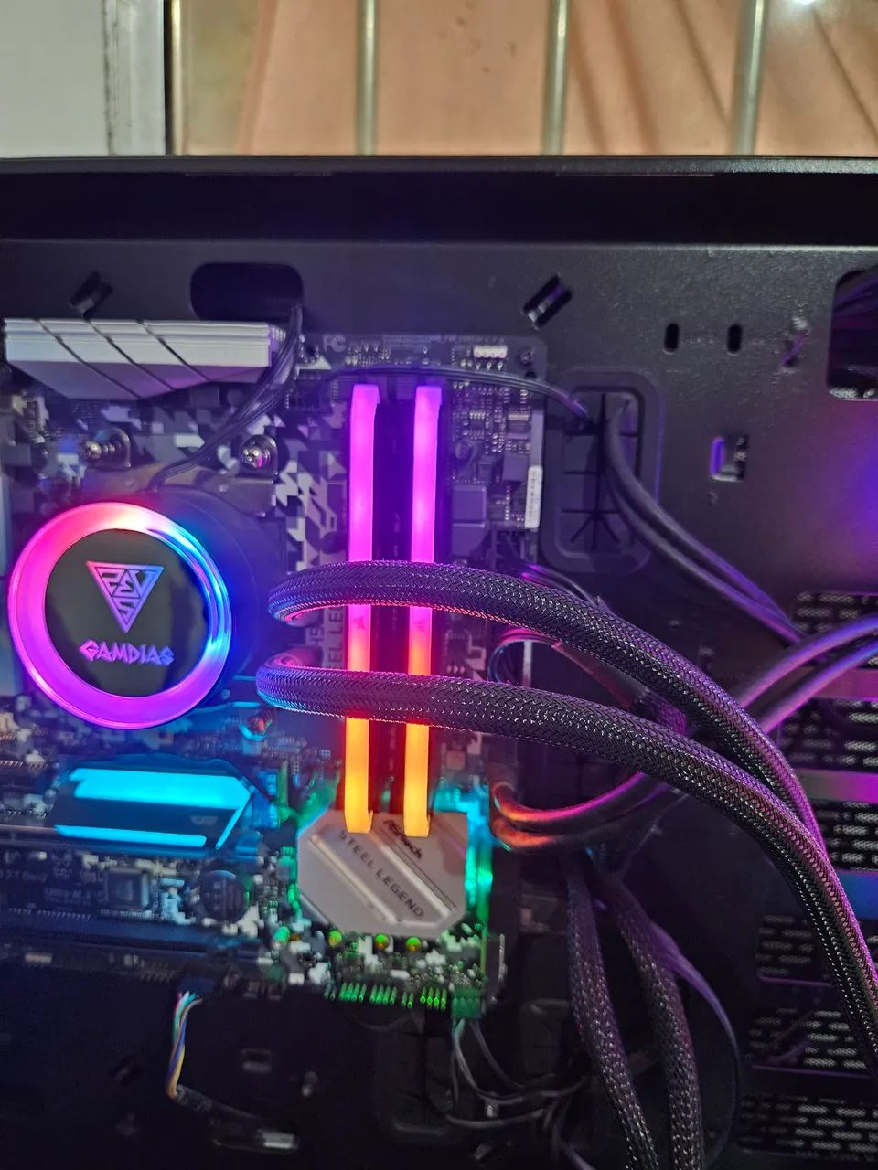 Memória Ram DDR4 Corsair 32GB (2x16) 3200MHZ - Foto 2